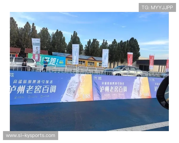 跑完马拉松吃什么？火锅、烧烤、啤酒，这是奖励，跑完马拉松应该吃点什么
